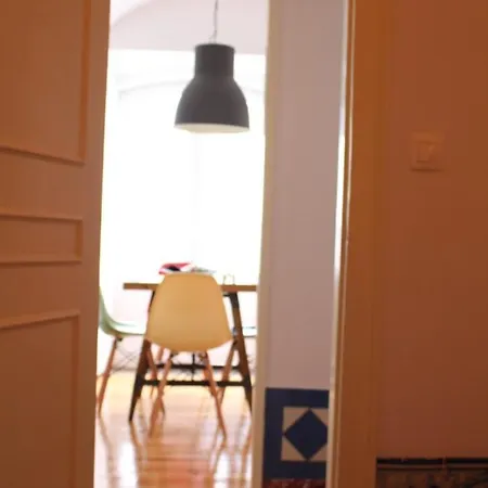 Cosy&shiny Lovely In Santos * Lisbona