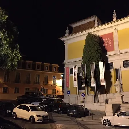 Cosy&shiny Lovely In Santos Apartamento Lisboa